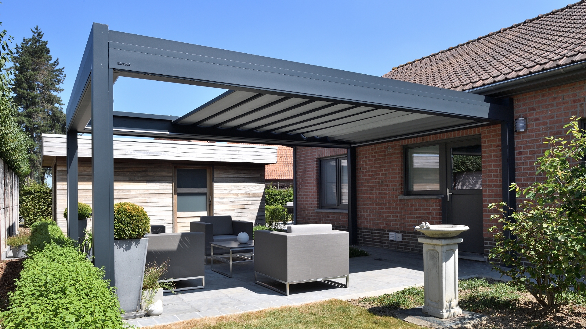 Pergola toile rétractable Linconyl de journée