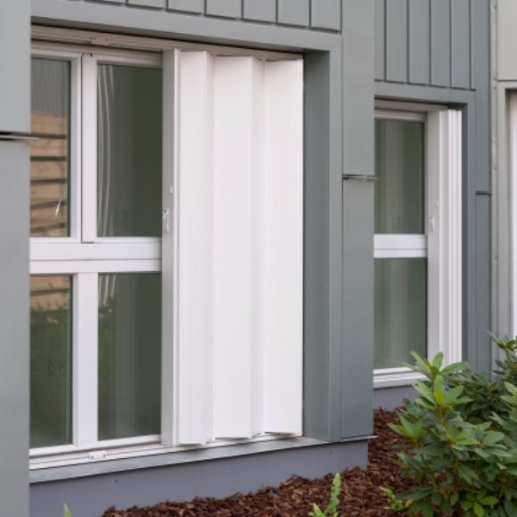 Volet persienne jalousie Linconyl blanc